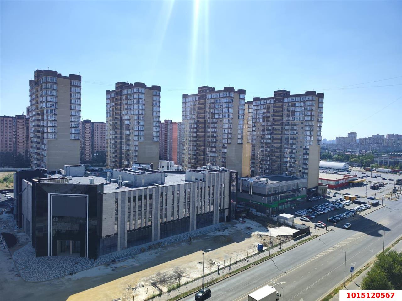 Фото №1: 2-комнатная квартира 67&nbsp;м², 12/18&nbsp;эт. - Краснодар, Прикубанский внутригородской округ, Восточно-Кругликовский, мкр. ЖК Возрождение, ул. имени 40-летия Победы, 133