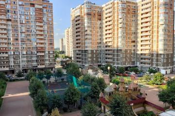 Фото №1: 2-комнатная квартира 62 м², 12/17 эт. - Краснодар, мкр. Фестивальный, ул. Яна Полуяна, 47