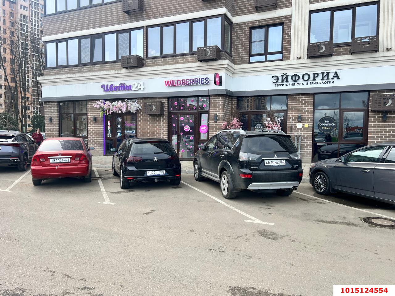 Фото №2: Торговое помещение 26&nbsp;м², 1/24&nbsp;эт. - Краснодар, Прикубанский внутригородской округ, мкр. Парк Победы, ул. Героя Пешкова, 14к3