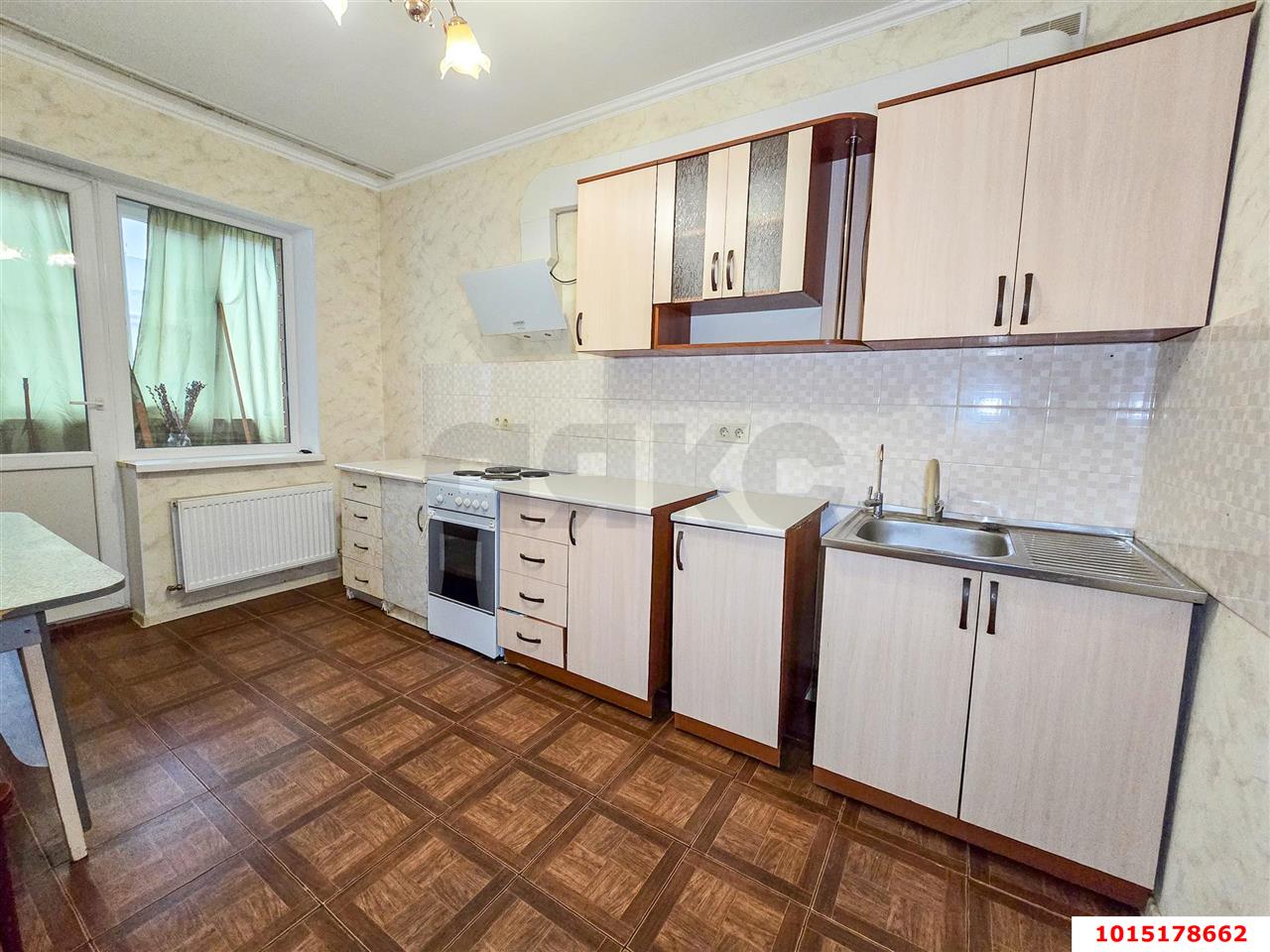 Фото №4: 1-комнатная квартира 35&nbsp;м², 1/7&nbsp;эт. - Российский, мкр. Прикубанский внутригородской округ, ул. Парижская, 16