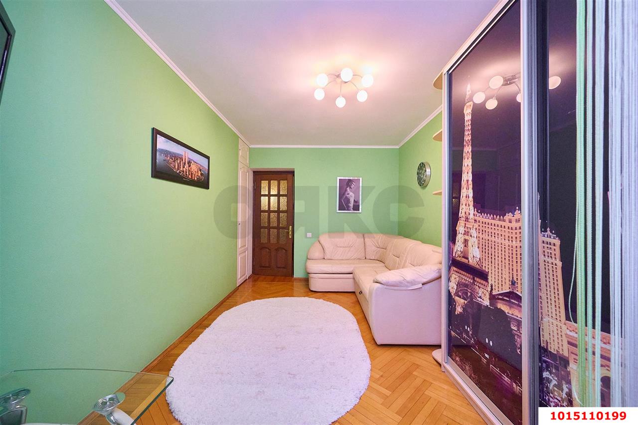 Фото №13: 4-комнатная квартира 130&nbsp;м², 3/11&nbsp;эт. - Краснодар, Прикубанский внутригородской округ, Отделение № 1 совхоза Солнечный, мкр. Фестивальный, ул. Яна Полуяна, 2
