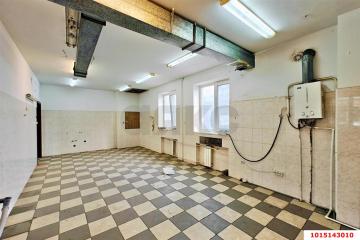 Фото №1: Отдельное здание 150 м², 1/2 эт. - Краснодар, мкр. Фестивальный, ул. Бабушкина, 148