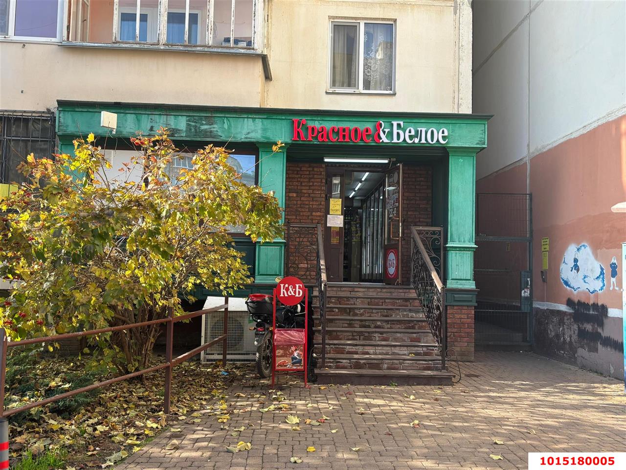 Фото №1: Торговое помещение 76&nbsp;м², 1/12&nbsp;эт. - Краснодар, Прикубанский внутригородской округ, мкр. Краевая Клиническая Больница, ул. Черкасская, 53