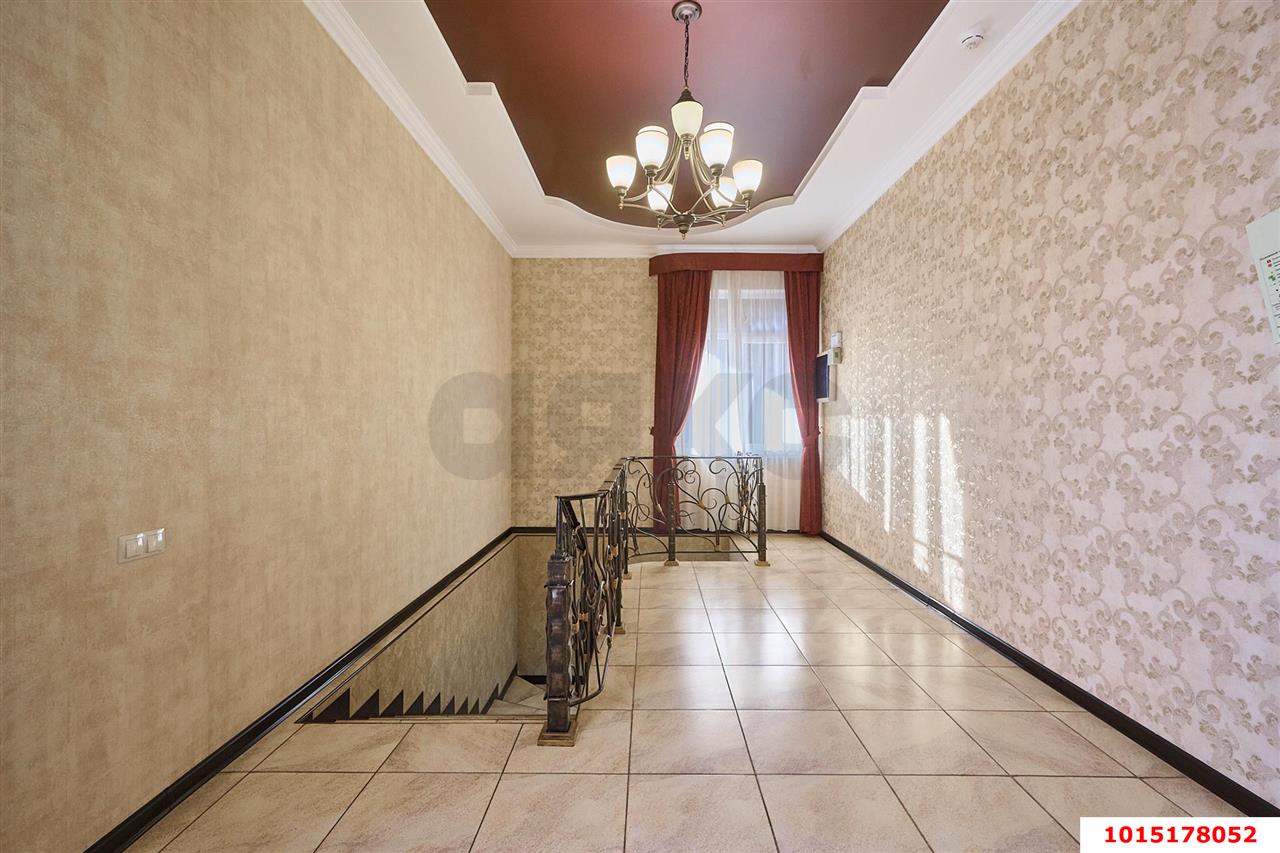 Фото №53: Готовый бизнес 830&nbsp;м², 1/2&nbsp;эт. - Новотитаровская, ул. Королёва, 42