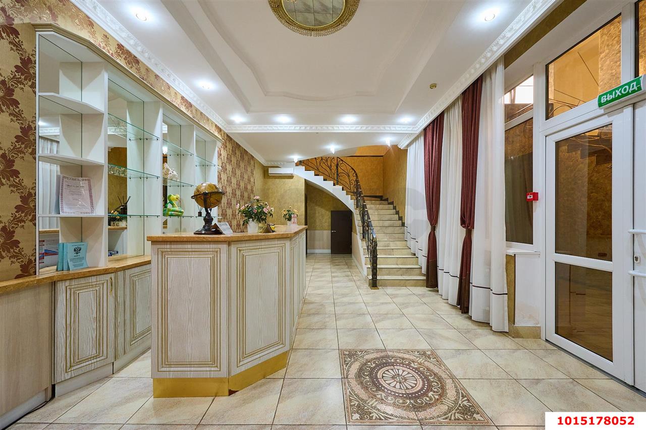 Фото №50: Готовый бизнес 830&nbsp;м², 1/2&nbsp;эт. - Новотитаровская, ул. Королёва, 42