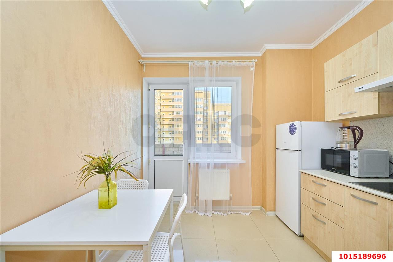 Фото №4: 1-комнатная квартира 39&nbsp;м², 6/14&nbsp;эт. - Краснодар, Прикубанский внутригородской округ, Фестивальный, Солнечный, мкр. ЖК Солнечный Парк, ул. имени Симиренко, 37к2
