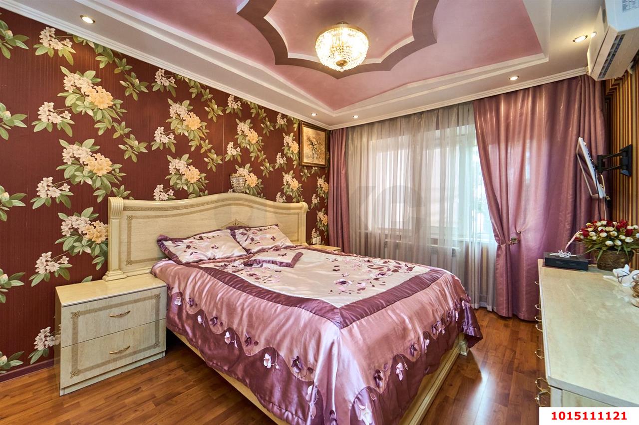 Фото №4: 3-комнатная квартира 70&nbsp;м², 5/5&nbsp;эт. - Краснодар, мкр. Западный внутригородской округ, ул. Красная, 155