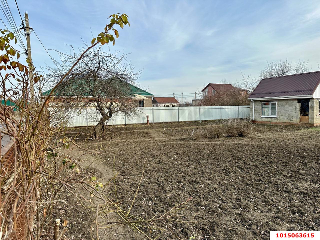 Фото №3: Личное подсобное хозяйство 5&nbsp;сот. - Октябрьский, Прикубанский внутригородской округ, ст Подсолнечник, ул. Черешневая, 191
