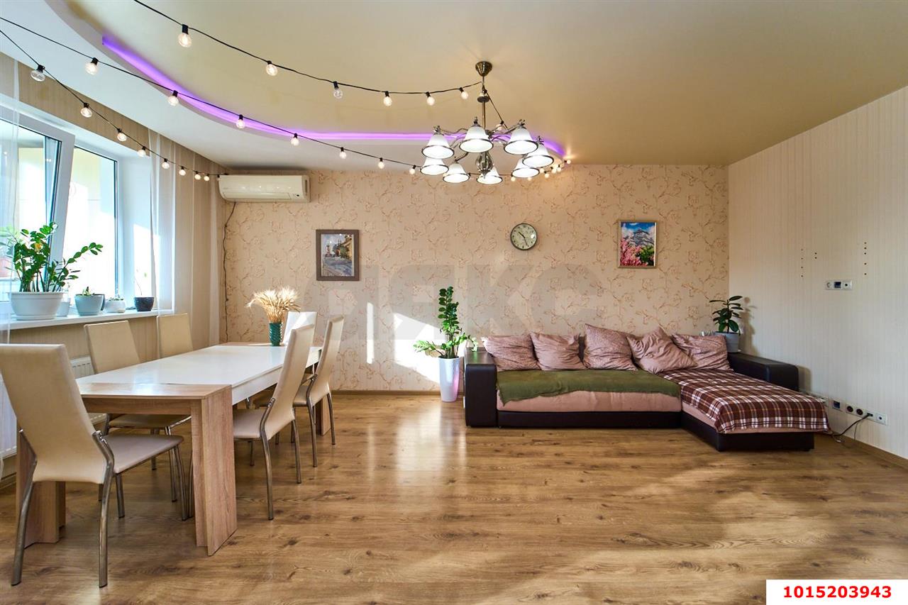 Фото №5: 2-комнатная квартира 91&nbsp;м², 4/6&nbsp;эт. - Краснодар, Прикубанский внутригородской округ, мкр. Музыкальный, ул. имени Сергея Есенина, 84