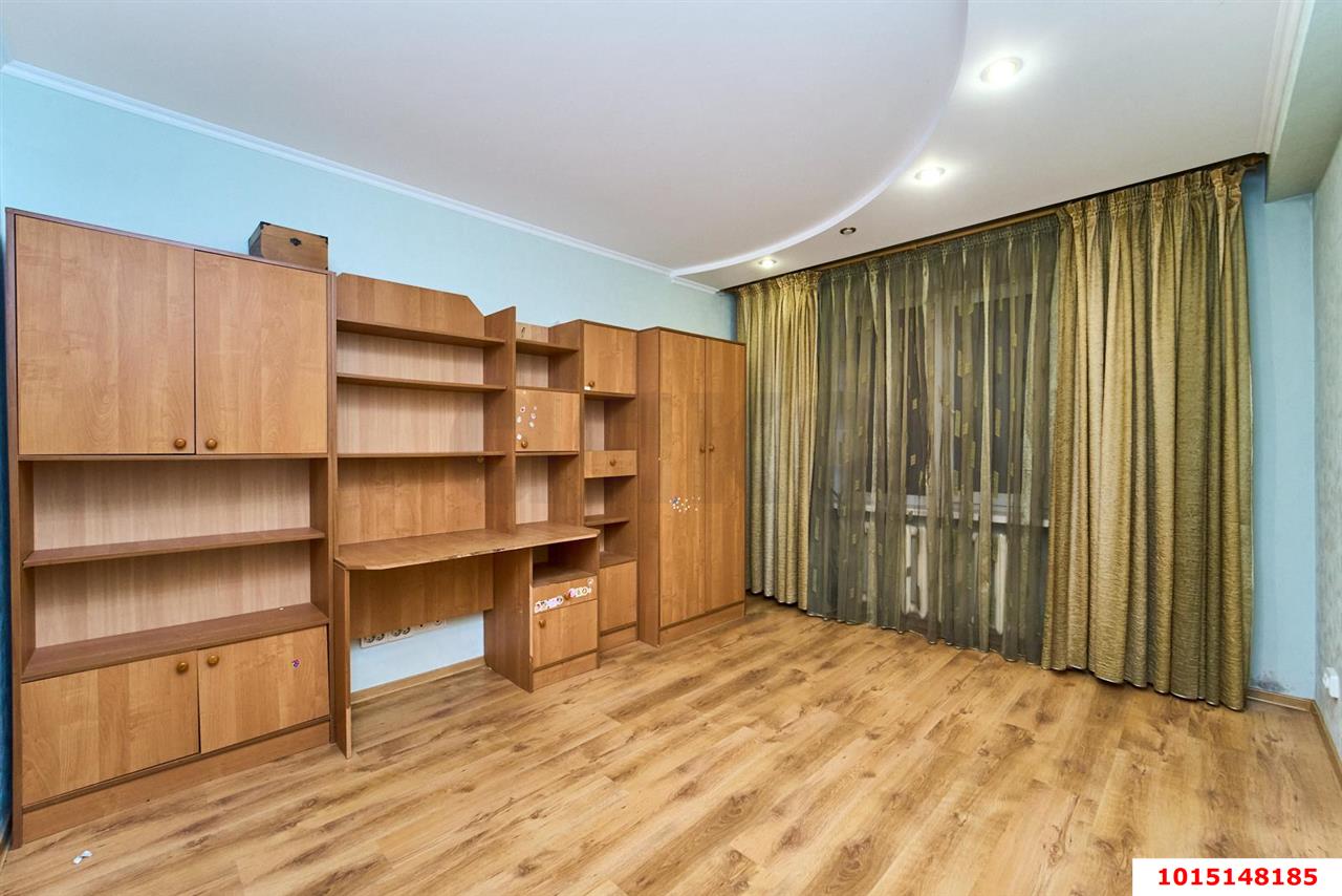 Фото №4: 3-комнатная квартира 78&nbsp;м², 1/10&nbsp;эт. - Краснодар, Прикубанский внутригородской округ, мкр. Славянский, ул. Красных Партизан, 79