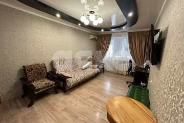 Фото №1: 2-комнатная квартира 47 м², 5/5 эт. - Майкоп, мкр. Дружба, ул. Краснооктябрьская, 67