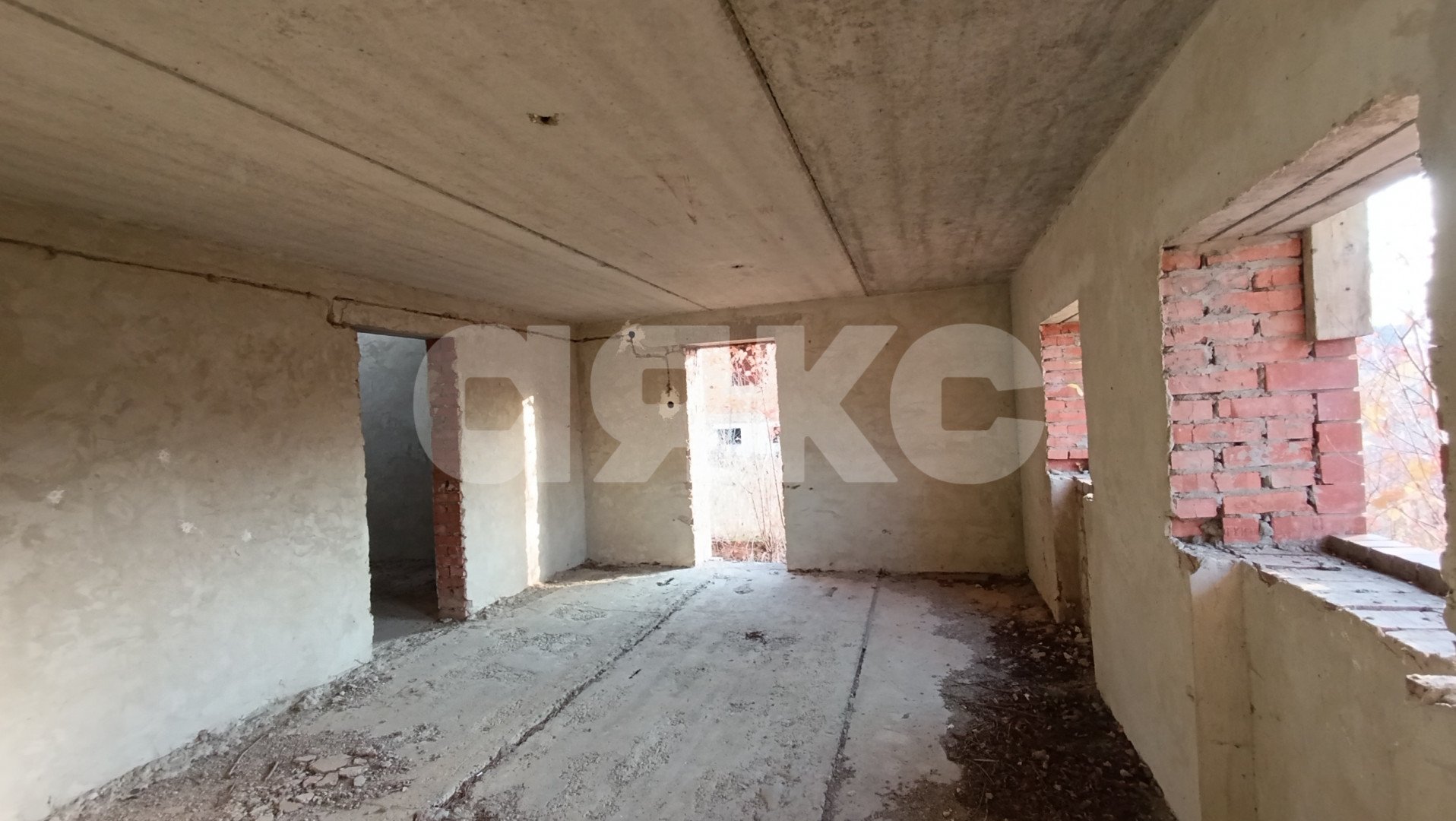 Фото №6: Дом 242&nbsp;м² + 7.3&nbsp;сот., 3&nbsp;эт. - Саратовская, 4-й, мкр. 13-й квартал, 5