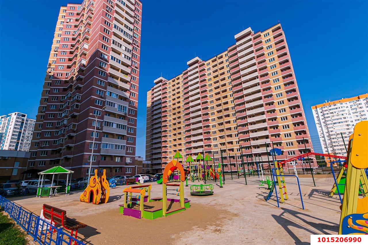 Фото №4: 3-комнатная квартира 90&nbsp;м², 1/22&nbsp;эт. - Краснодар, Прикубанский внутригородской округ, мкр. ЖК Бауинвест, ул. Героев-Разведчиков, 11/5