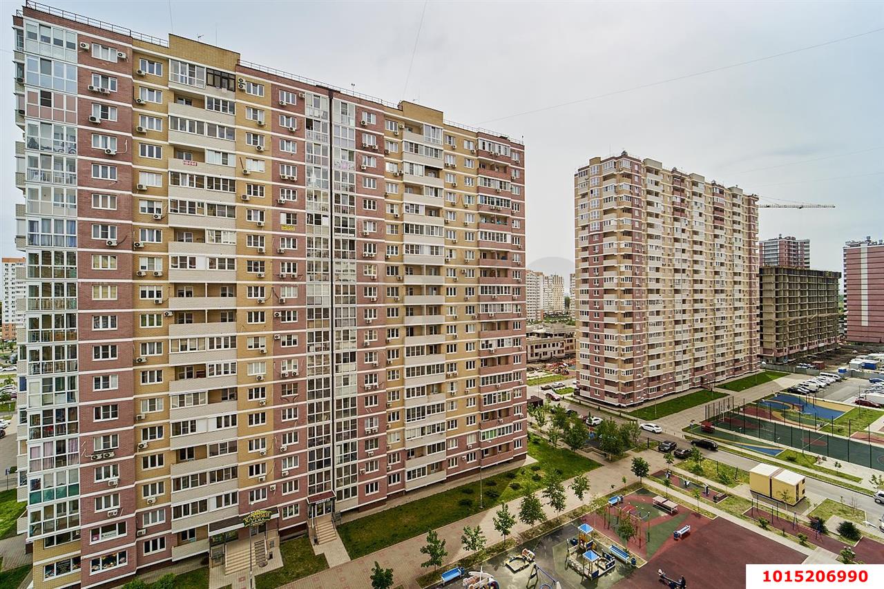 Фото №3: 3-комнатная квартира 90&nbsp;м², 1/22&nbsp;эт. - Краснодар, Прикубанский внутригородской округ, мкр. ЖК Бауинвест, ул. Героев-Разведчиков, 11/5