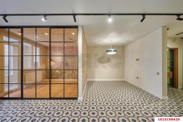 Фото №1: 1-комнатная квартира 51&nbsp;м², 14/25&nbsp;эт. - Краснодар, мкр. жилой комплекс Элегант, ул. Старокубанская, 131/1