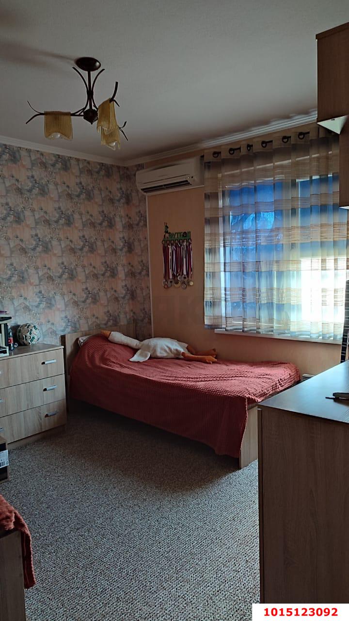 Фото №6: Дом 115&nbsp;м² + 2.05&nbsp;сот., 2&nbsp;эт. - Краснодар, Прикубанский внутригородской округ, Калинино, мкр. Завод Радиоизмерительных Приборов, ул. Родная, 10