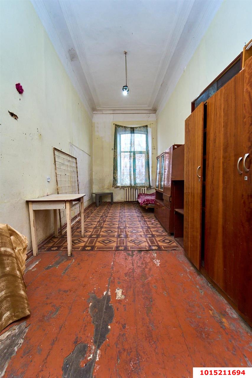 Фото №5: Комната 18&nbsp;м², 2/2&nbsp;эт. - Краснодар, Центральный внутригородской округ, мкр. Центральный, ул. Карасунская, 79