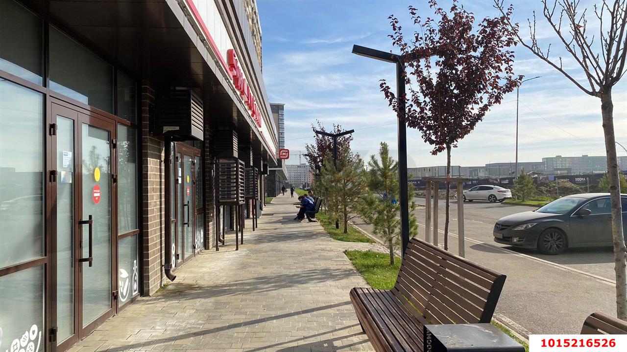 Фото №4: Торговое помещение 100&nbsp;м², 1/16&nbsp;эт. - Краснодар, Прикубанский внутригородской округ, мкр. жилой комплекс Сармат, ул. Западный Обход, 65/2