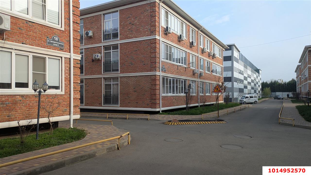 Фото №6: 2-комнатная квартира 52&nbsp;м², 3/3&nbsp;эт. - Краснодар, Прикубанский внутригородской округ, Калинино, имени Петра Метальникова, мкр. ЖК Арбатский, ул. Цезаря Куникова, 18лит4