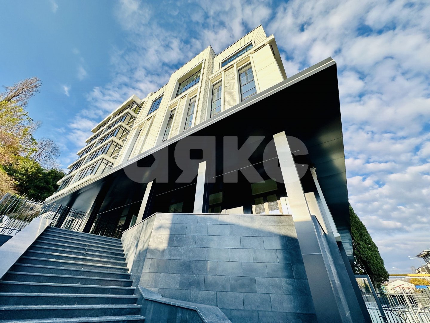Фото №20: Апартаменты 57&nbsp;м², 3/8&nbsp;эт. - Сочи, Хостинский, мкр. Светлана, ул. Яна Фабрициуса, 33
