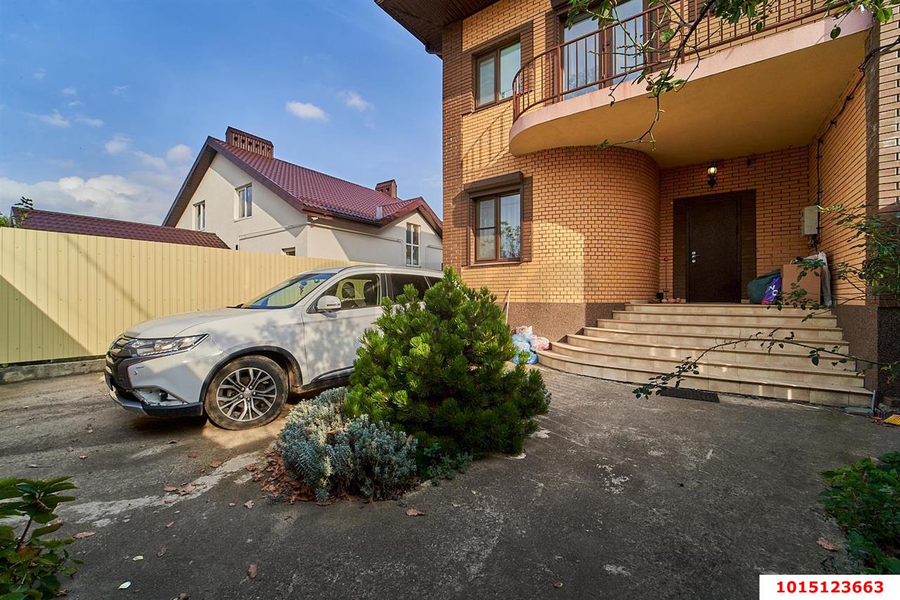 Фото №12: Дом 151&nbsp;м² + 3.9&nbsp;сот., 2&nbsp;эт. - Краснодар, Прикубанский внутригородской округ, Завод Радиоизмерительных Приборов, мкр. Ростовское Шоссе, ул. 2-я Арбатская, 13