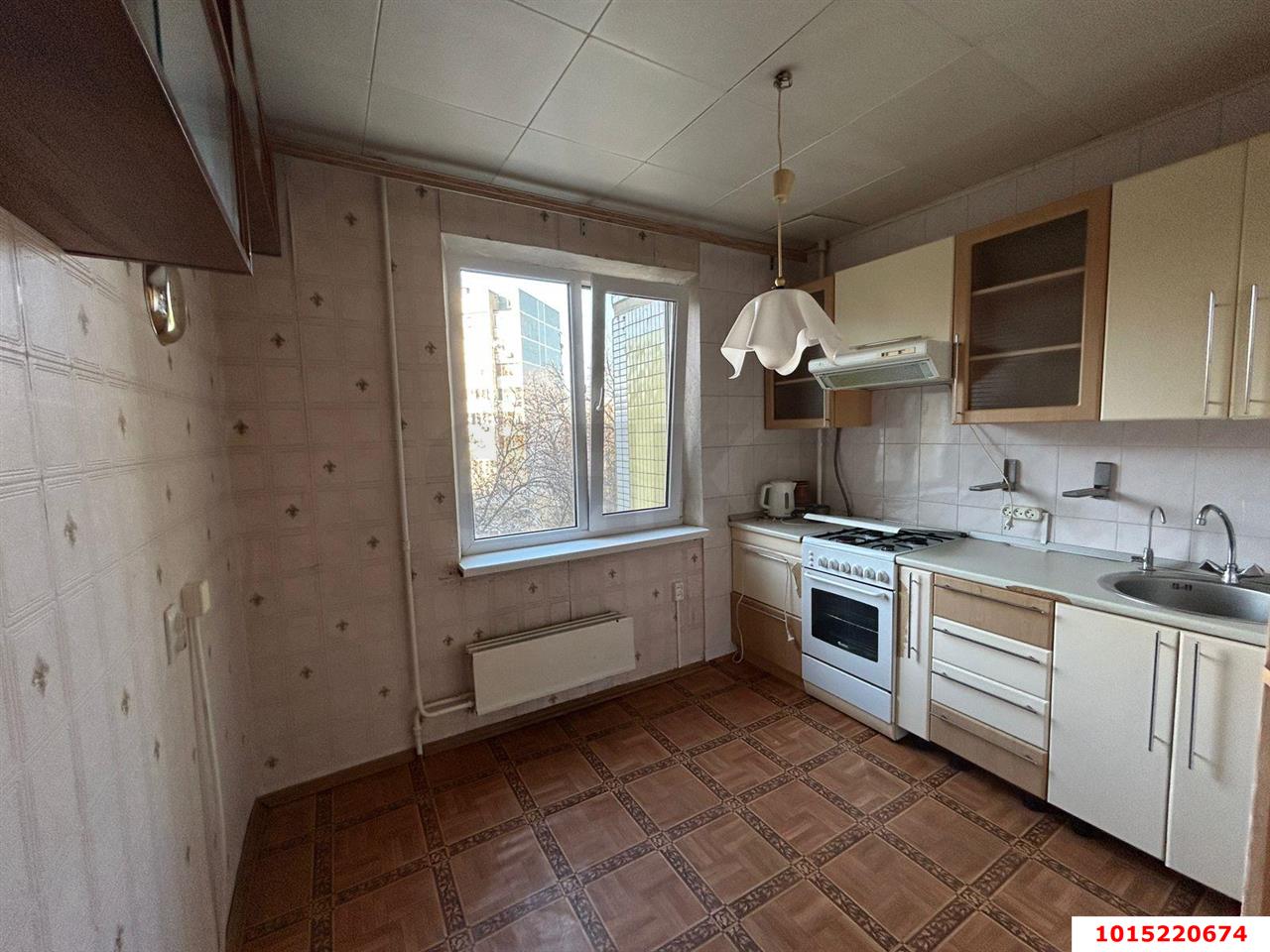 Фото №1: 4-комнатная квартира 95&nbsp;м², 5/9&nbsp;эт. - Краснодар, Прикубанский внутригородской округ, мкр. Завод Измерительных Приборов, ул. имени 40-летия Победы, 43