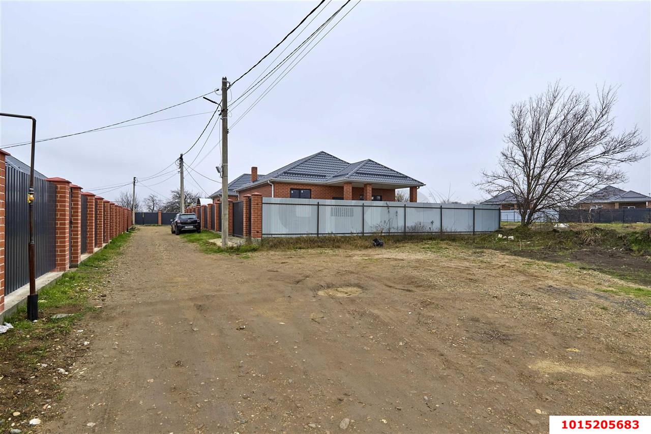 Фото №3: Дом 94&nbsp;м² + 4&nbsp;сот., 1&nbsp;эт. - Новотитаровская, ул. Луначарского, 20