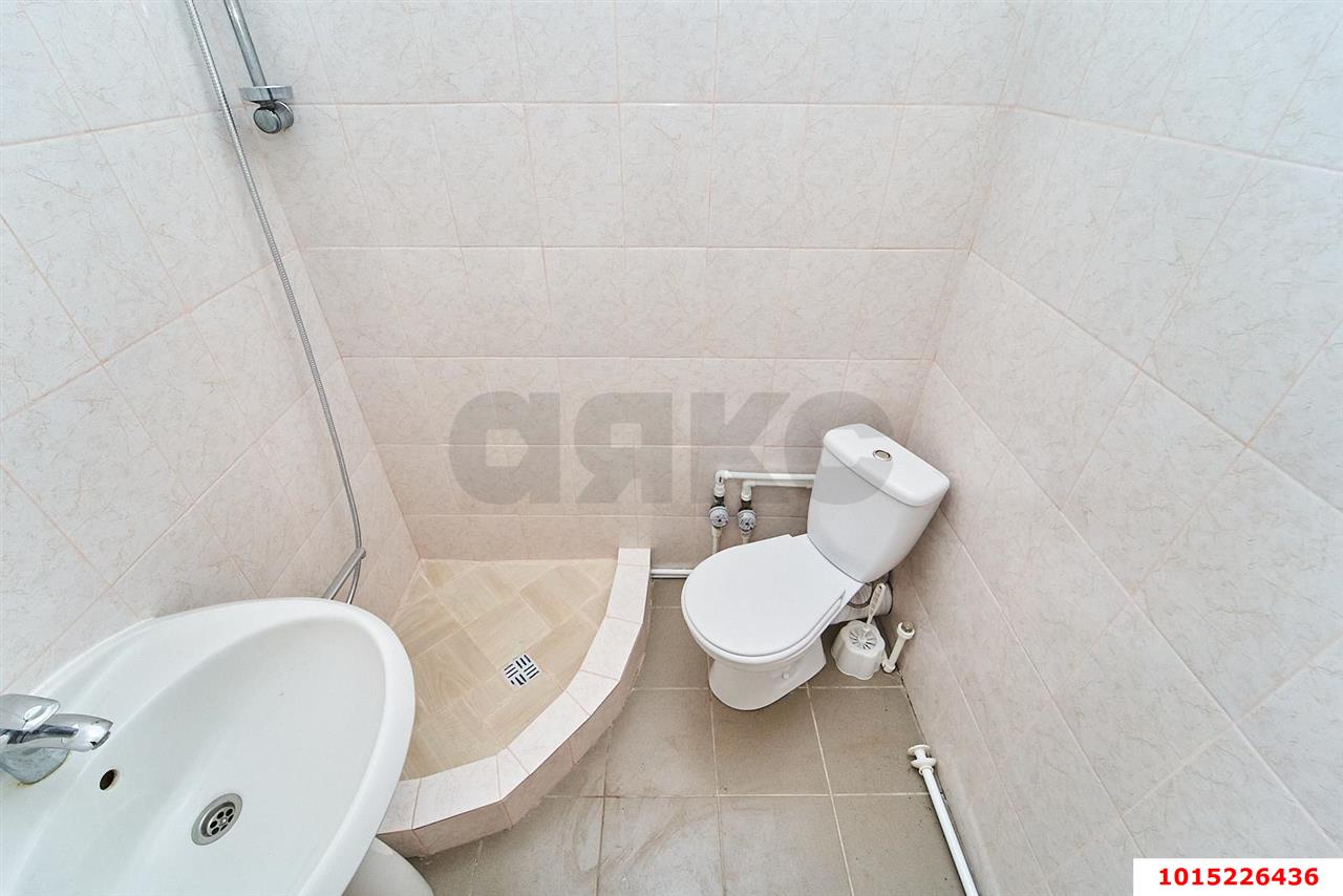 Фото №4: Студия 20&nbsp;м², 1/9&nbsp;эт. - Краснодар, Западный внутригородской округ, мкр. Юбилейный, пр-кт Чекистов, 15