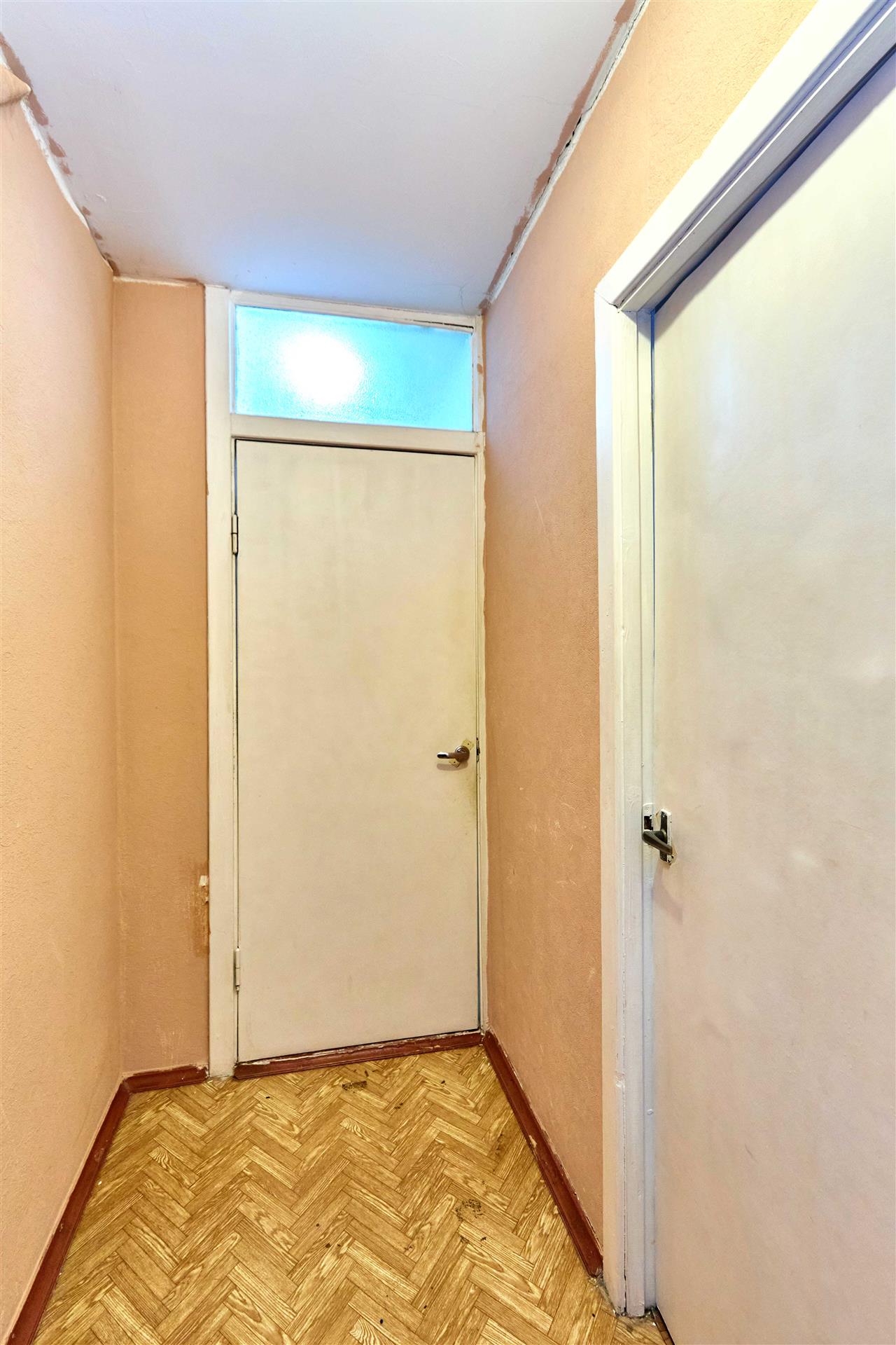 Фото №10: 3-комнатная квартира 92&nbsp;м², 6/12&nbsp;эт. - Краснодар, Западный внутригородской округ, мкр. Юбилейный, ул. Думенко, 33