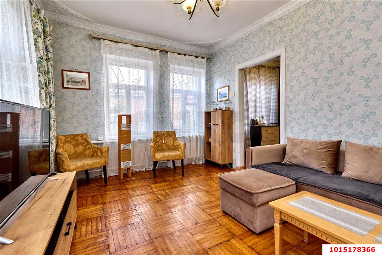 Фото №1: Дом 45&nbsp;м² + 1.8&nbsp;сот., 1&nbsp;эт. - Краснодар, Западный внутригородской округ, мкр. Центральный, ул. Володи Головатого, 248