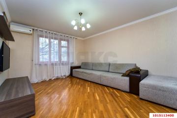 Фото №1: 3-комнатная квартира 64&nbsp;м², 2/9&nbsp;эт. - Краснодар, мкр. Юбилейный, пр-кт Чекистов, 42