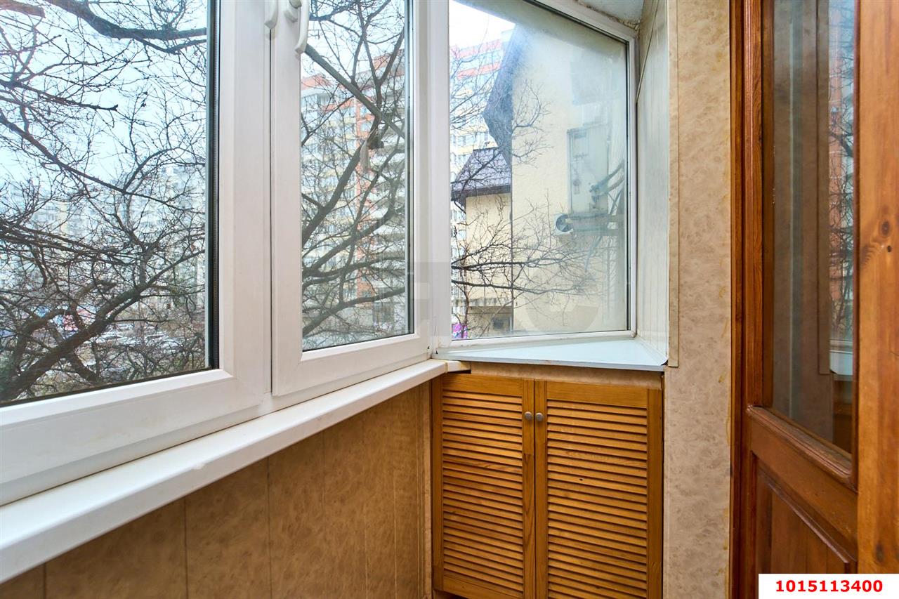 Фото №14: 3-комнатная квартира 64&nbsp;м², 2/9&nbsp;эт. - Краснодар, Западный внутригородской округ, мкр. Юбилейный, пр-кт Чекистов, 42