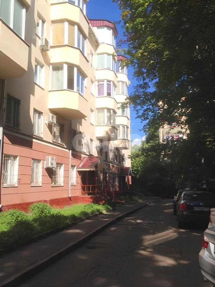 Фото №17: 2-комнатная квартира 75&nbsp;м², 3/6&nbsp;эт. - Москва, Северо-Западный административный округ, Хорошёво-Мнёвники, мкр. 81-й квартал, б-р Генерала Карбышева, 8
