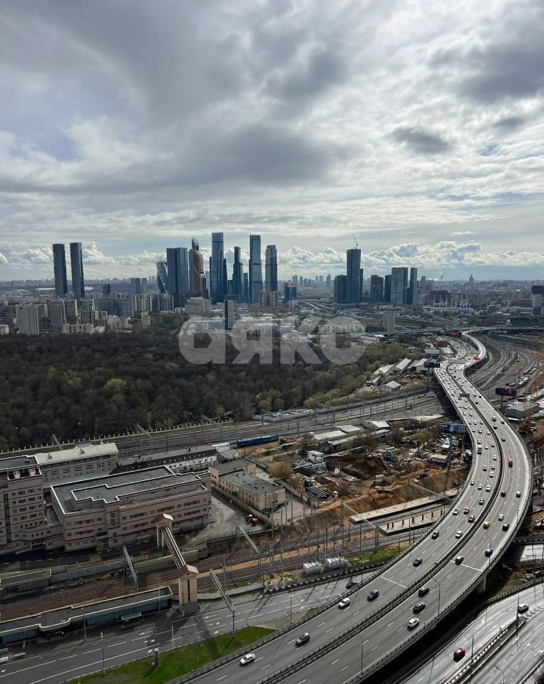 Фото №5: 3-комнатная квартира 80&nbsp;м², 30/34&nbsp;эт. - Москва, Северный административный округ, Хорошёвский, мкр. ЖК Дом на Беговой, ул. Хорошёвское шоссе, 12к1