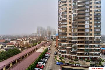 Фото №1: 3-комнатная квартира 90&nbsp;м², 7/24&nbsp;эт. - Краснодар, мкр. ЖК На Высоте, ул. Каляева, 263/4к1