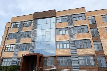 Фото №1: 2-комнатная квартира 74 м², 4/4 эт. - Анапа, мкр. жилой комплекс Притяжение, ул. Ленина, 202к1