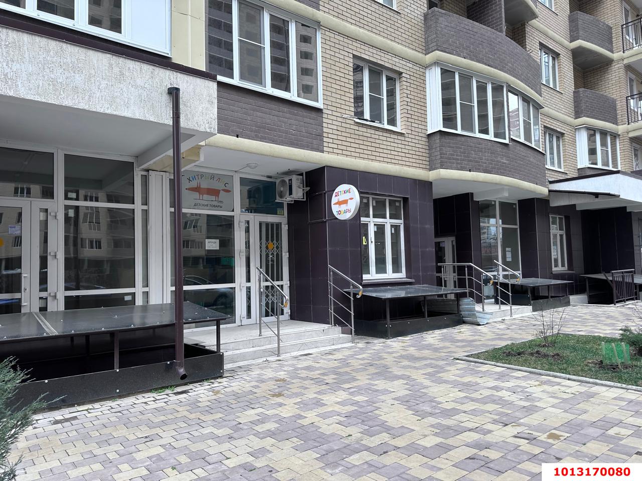 Фото №1: Торговое помещение 23&nbsp;м², 22&nbsp;эт. - Краснодар, Прикубанский внутригородской округ, ЖК Лучший, мкр. имени Петра Метальникова, ул. Петра Метальникова, 38
