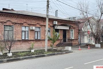 Фото №1: Торговое помещение 60&nbsp;м², 1/1&nbsp;эт. - Краснодар, мкр. Центральный, ул. Володи Головатого, 289