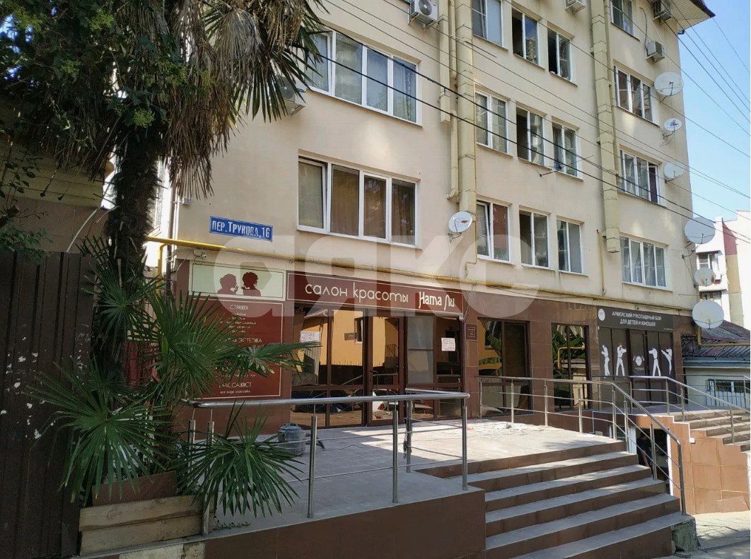 Фото №1: Апартаменты 51&nbsp;м², -1/6&nbsp;эт. - Сочи, Центральный, мкр. Завокзальный, пер. Трунова, 16