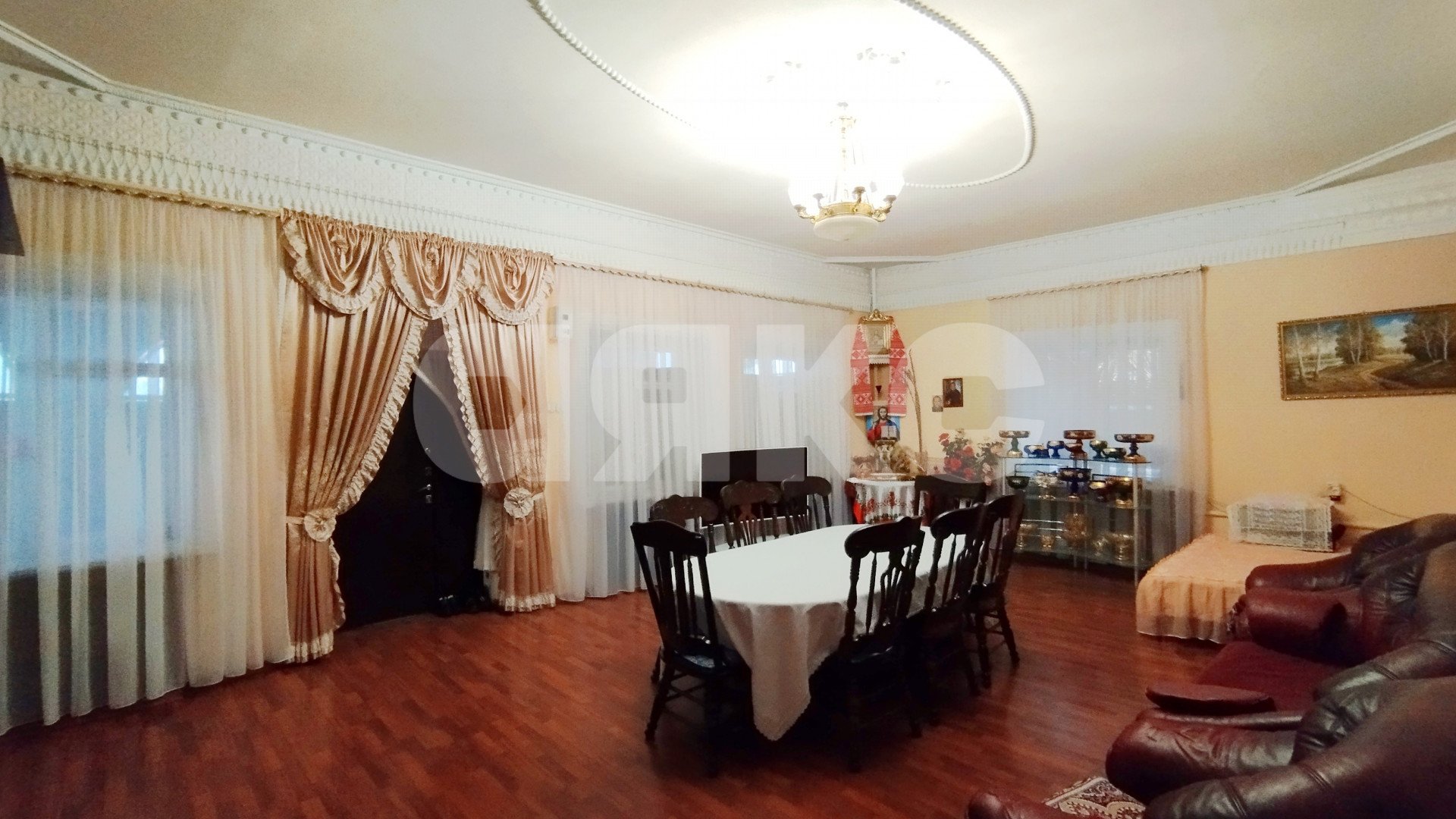 Фото №4: Дом 311&nbsp;м² + 2.7&nbsp;сот., 2&nbsp;эт. - Ростов-на-Дону, Первомайский, Орджоникидзе, мкр. 2-й квартал, ул. Днепропетровская, 37А