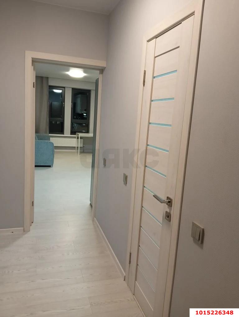 Фото №6: 1-комнатная квартира 61&nbsp;м², 5/17&nbsp;эт. - Краснодар, Западный внутригородской округ, ЖК Центральный, мкр. Центральный, ул. Будённого, 129