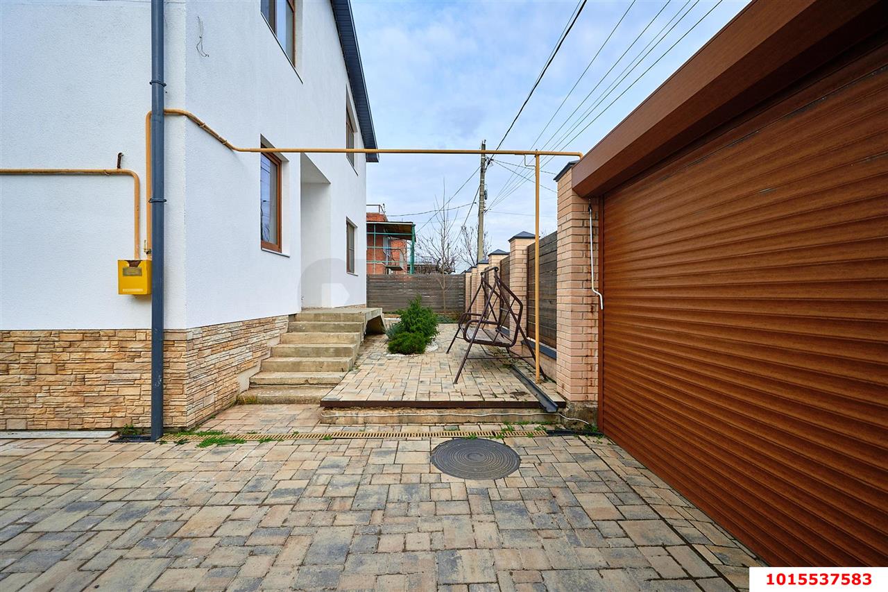 Фото №5: Дом 120&nbsp;м² + 4&nbsp;сот., 2&nbsp;эт. - Знаменский, Карасунский внутригородской округ, мкр. СНТ Автомобилист-2, ул. Клубничная, 99