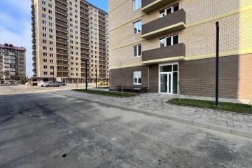 Фото №1: Торговое помещение 29 м², 1/16 эт. - Краснодар, мкр. жилой комплекс Дыхание, ул. Лётчика Позднякова, 2к27