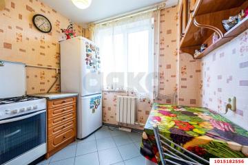 Фото №1: 2-комнатная квартира 43&nbsp;м², 4/5&nbsp;эт. - Краснодар, мкр. Завод Измерительных Приборов, ул. Московская, 60