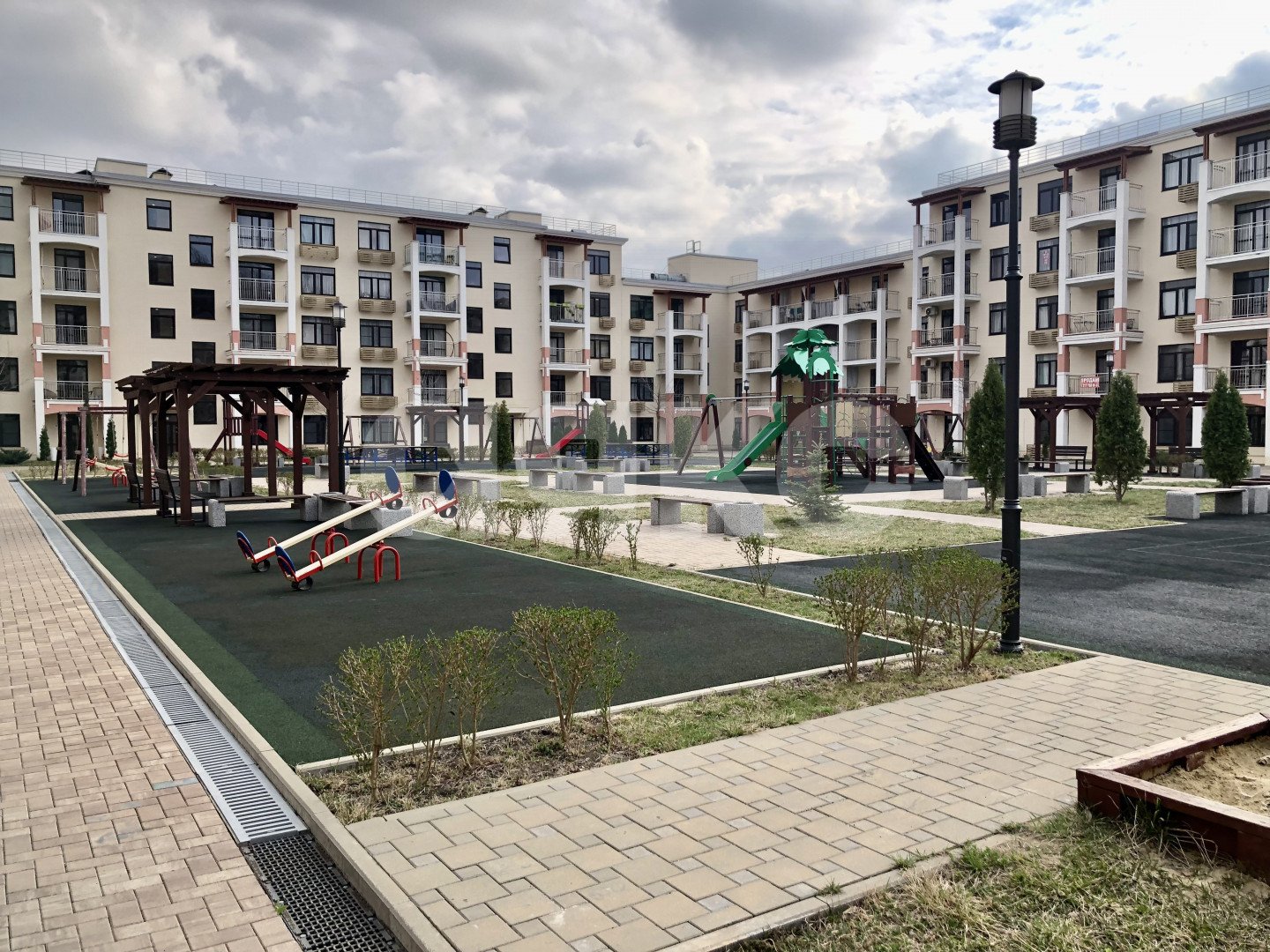 Фото №29: 2-комнатная квартира 52&nbsp;м², 1/5&nbsp;эт. - Сукко, мкр. жилой комплекс Холидей Хаус, ул. Мирная, 11к3