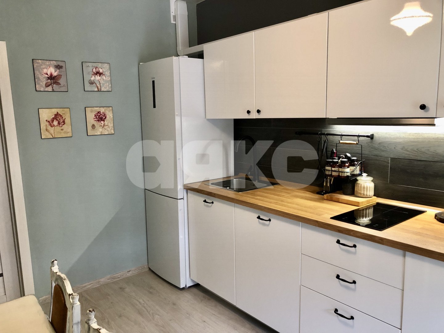 Фото №3: 2-комнатная квартира 52&nbsp;м², 1/5&nbsp;эт. - Сукко, мкр. жилой комплекс Холидей Хаус, ул. Мирная, 11к3