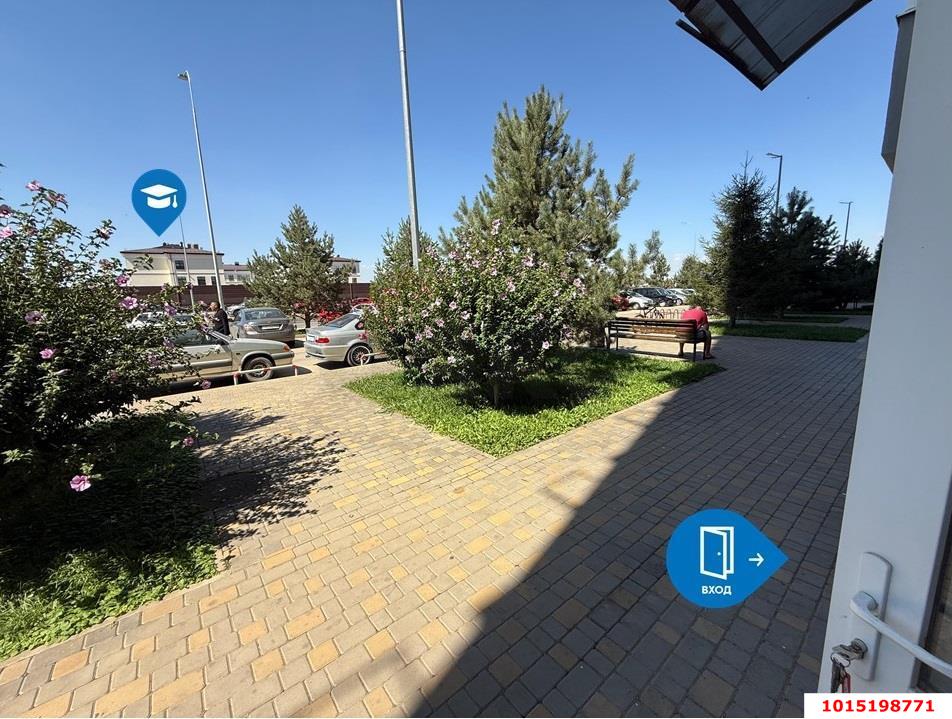 Фото №3: Торговое помещение 110&nbsp;м², 1/18&nbsp;эт. - Краснодар, Карасунский внутригородской округ, мкр. Сосновый Бор, ул. имени Виктора Нарыкова, 10