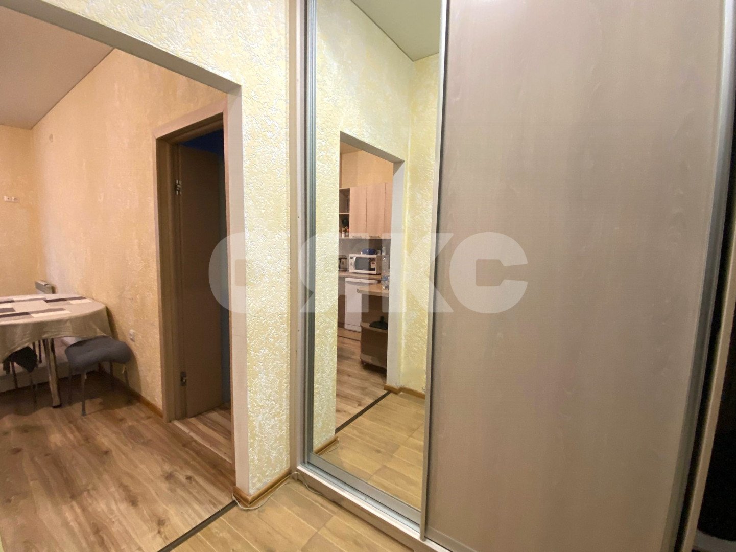 Фото №2: 2-комнатная квартира 49&nbsp;м², 1/6&nbsp;эт. - Геленджик, ул. Савицкого, 11А