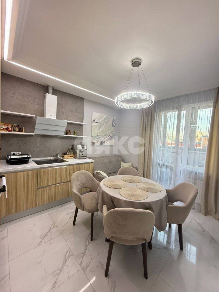 Фото №4: 2-комнатная квартира 58&nbsp;м², 13/19&nbsp;эт. - Москва, Западный административный округ, Солнцево, мкр. ЖК Лучи, ул. Производственная, 10к1