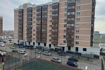 Фото №1: 2-комнатная квартира 65 м², 4/6 эт. - Краснодар, мкр. жилой комплекс Лиговский, ул. Героя Хабибуллина, 7